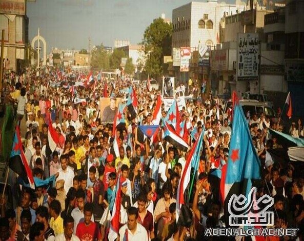 «الحراك الجنوبي» ينتظر والعطاس وحده يسعى الى «اليمن الديموقراطية الشعبية»