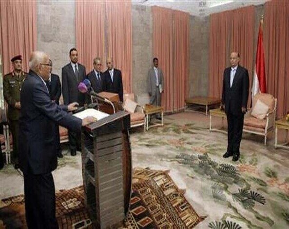 الحكومة اليمنية تؤدى اليمين الدستورية أمام نائب رئيس الجمهورية