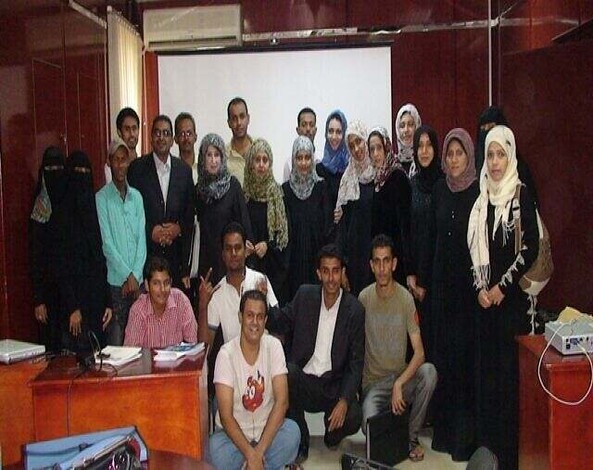 مركز المرأة للبحوث والتدريب بجامعة عدن يختتم فعاليات الدورة التدريبية لحقوق الإنسان