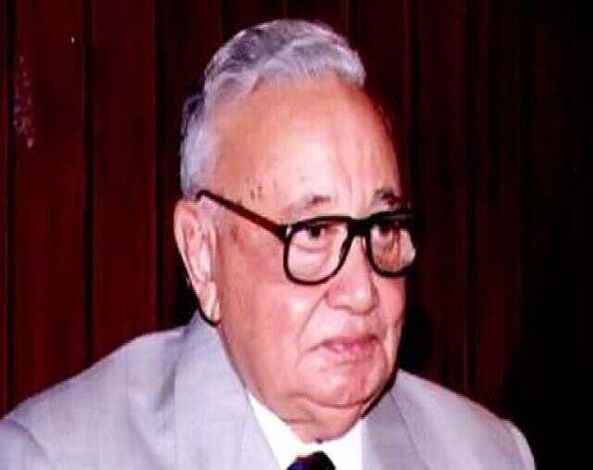 وفاة المفكر المصري الدكتور ثروت عكاشة عن عمر يناهز 91 عاما