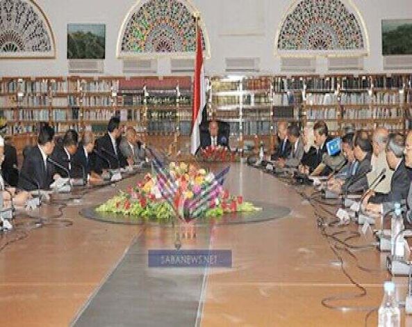 الرئيس منصور هادي يترأس إجتماعا إستثنائيا لمجلس الوزارء