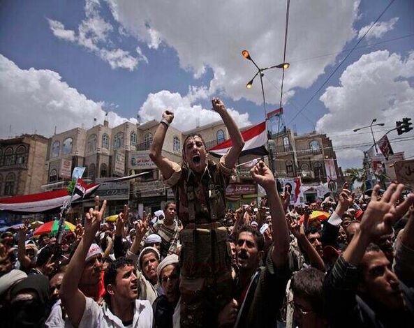 الأحزاب اليمنية تطوي ورقة ساحات الاعتصامات
