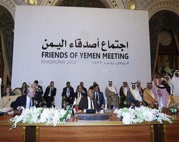 قوات اليمن تتقدم في الجنوب وتعهدات بمنحه 4 مليارات دولار