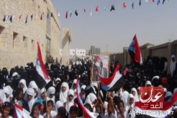 مسيرة ومهرجان طلابي بشحير حضرموت في ذكرى التصالح (صور)