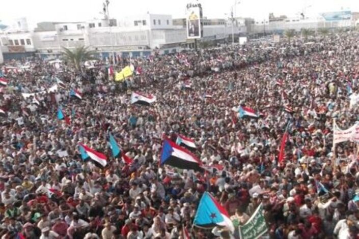 (عدن الغد) ترصد الآراء في ذكرى 13 يناير.. التصالح والتسامح تحول جديد في الثورة الجنوبية