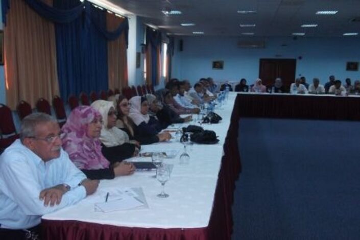 مركز عدن للرصد والدراسات والتدريب يدشن إشهاره رسمياً في عدن بندوة حول القضية الجنوبية