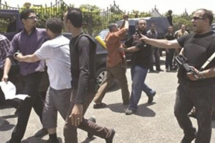 مصر: «الإخوان» وحلفاؤهم يعلنون «الثورة الإسلامية»