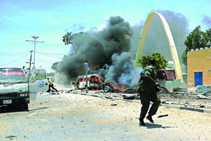 الصومال: أكثر من 70 قتيلاً خلال شهر في معارك للسيطرة على ميناء كيسمايو