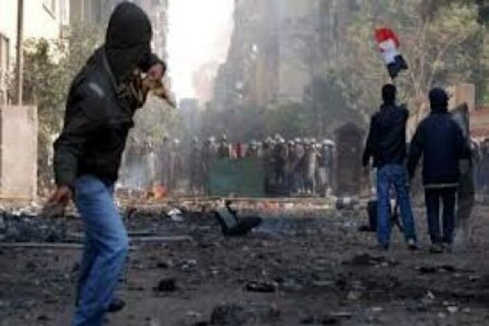 المواجهات الأخيرة تولد شرخًا كبيرا بين الاخوان وسكان أحياء القاهرة