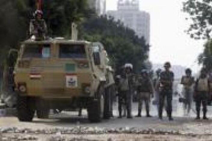 مسؤول: الجيش المصري يمهل الاخوان 48 ساعة للانضمام لخارطة الطريق
