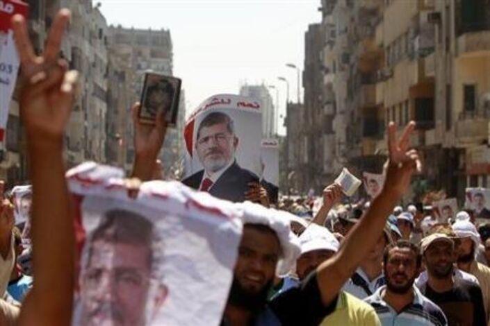متحدث: مبعوثون يضغطون على الاخوان المسلمين بمصر "لقبول الحقيقة"