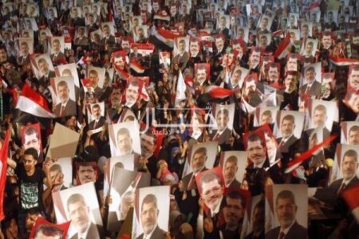 مؤيدو مرسي يدعون إلى تظاهرات جديدة