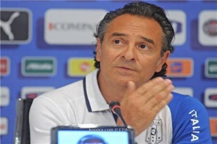 مدرب منتخب إيطاليا يطالب الأندية بالأعتماد على اللاعبين الشباب بدلا من الأجانب