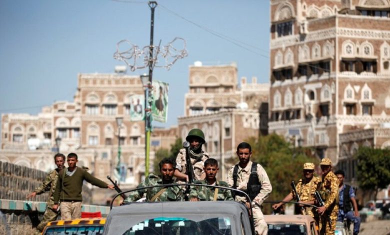 مقتل 9 مدنيين بسقوط قذائف حوثية على تعز