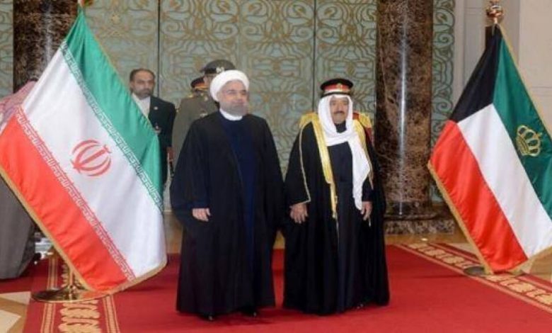 روحاني ينهي زيارته القصيرة للكويت بمغازلة اقتصادية وسياسية