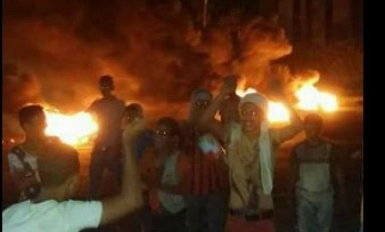 تظاهرات مسائية في عدن قد تتحول إلى احتجاجات اوسع