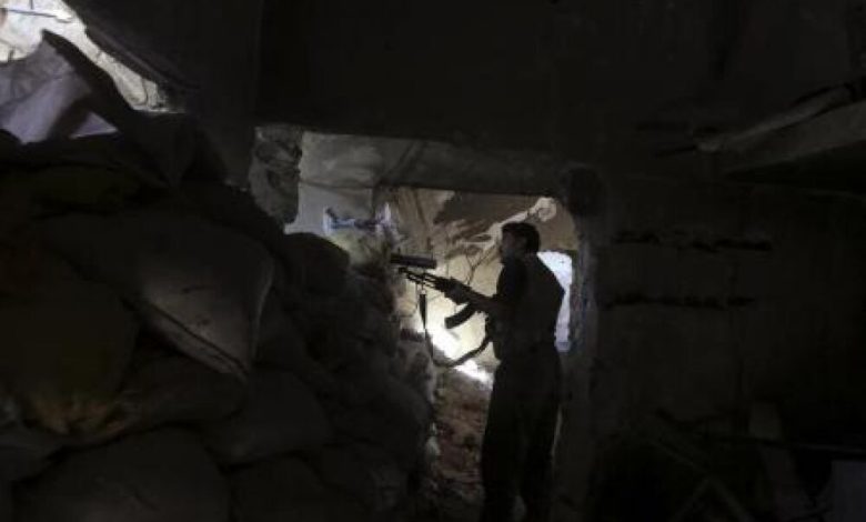 المرصد: قوات الحكومة السورية تشتبك مع المعارضة على مشارف دمشق