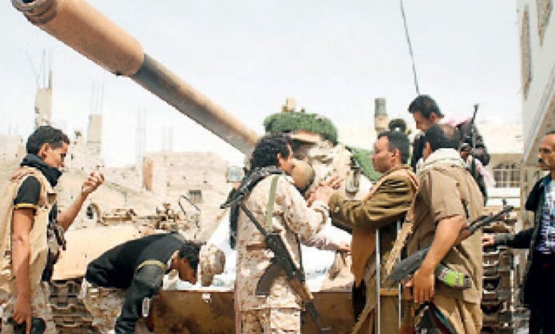 الجيش اليمني يتقدم إلى أرحب و«التحالف» يدك «الانقلابيين»