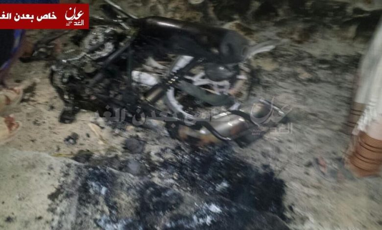 شهود : مقتل شخص على متن دراجة نارية بغارة جوية بشبوة