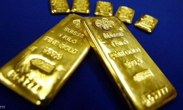 الذهب يقلص مكاسبه وينزل من أعلى مستوى في 5 أشهر