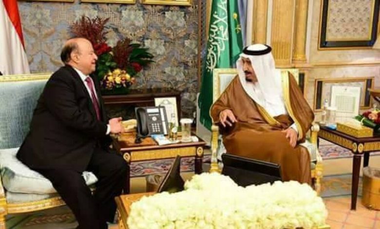 الملك سلمان يلتقي الرئيس هادي ويجدد الدعم لادارته