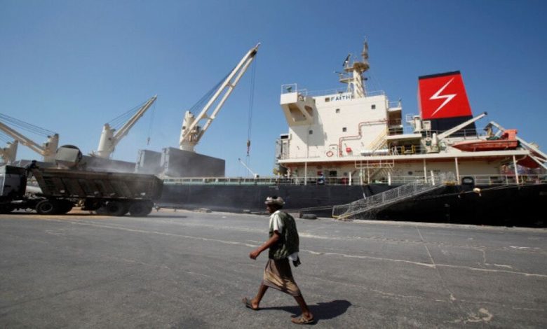 التحالف العربي يعلن عن بدائل لميناء الحديدة لإدخال المساعدات الى اليمن