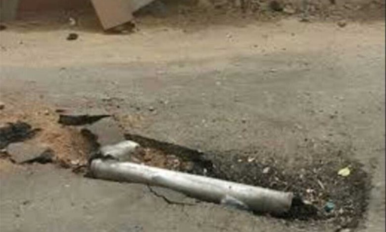 إصابة سعوديين إثنين إثر سقوط مقذوف من داخل الأراضي اليمنية على نجران