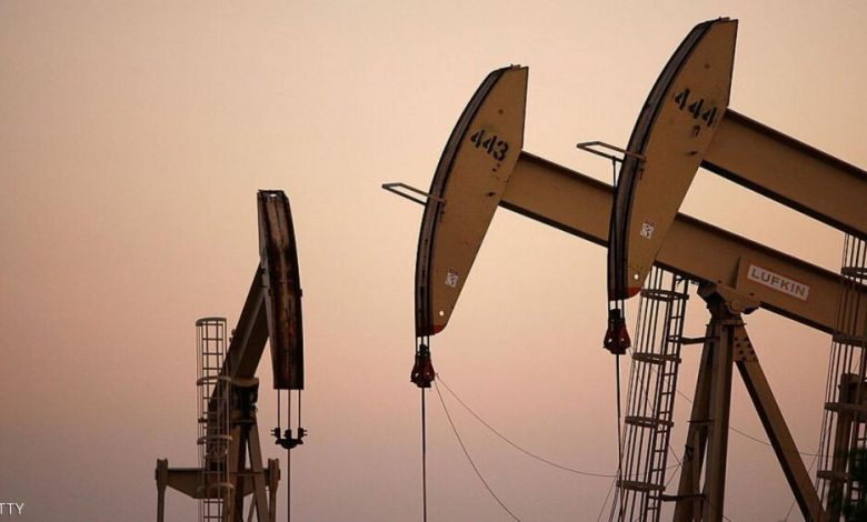 النفط يتراجع رغم "البيانات الأميركية"