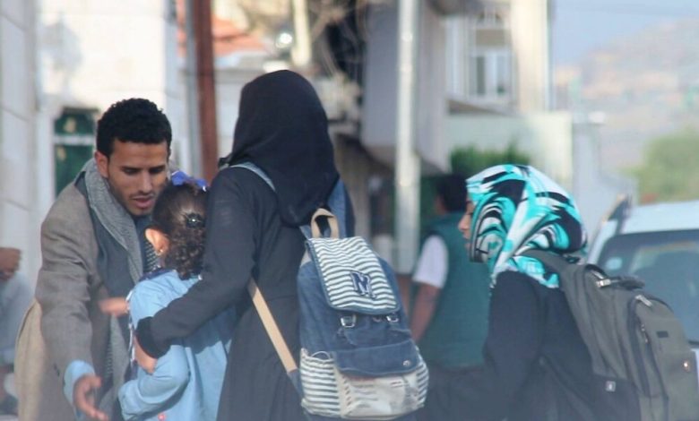 برنامج الصدمة في نسخته اليمنية كيف رفض يمنيون تسليم طفلة لخاطف (فيديو)