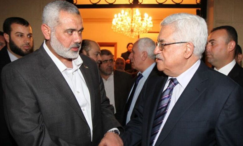 حماس تحلّ حكومتها في غزة وتوافق على إجراء انتخابات عامة