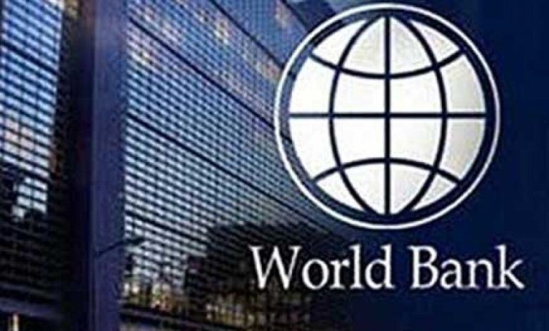 الحكومة اليمنية والبنك الدولي يناقشان غداً إعادة الإعمار