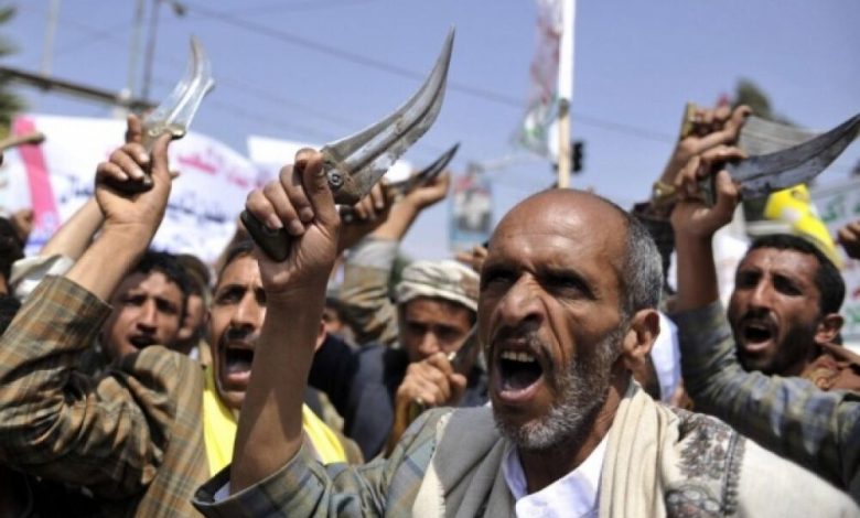خدعة.. الحوثيون يجردون صالح من حرسه