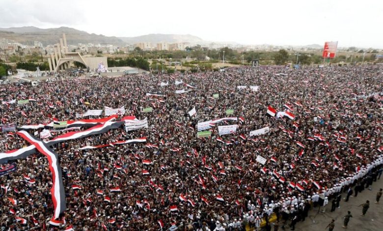 جماعة الحوثي تحشد بكل طاقتها لكسر رمزية صالح في صنعاء