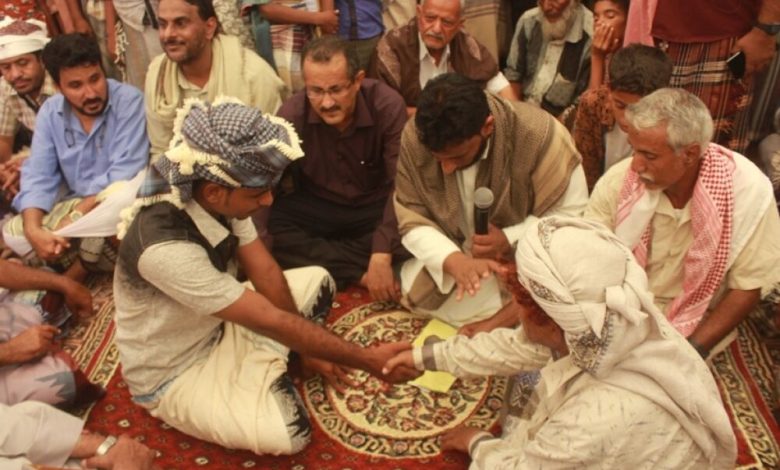 منطقة الحرحير التابعة لمديرية الشحر تبتهج بزواج 100 عريس وعروس