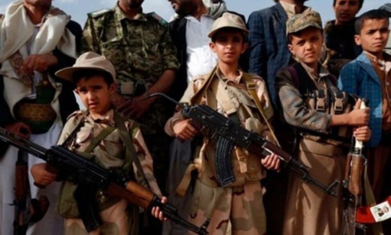 الحوثيون يدعون إلى إغلاق المدارس والزج بالتلاميذ إلى جبهات القتال