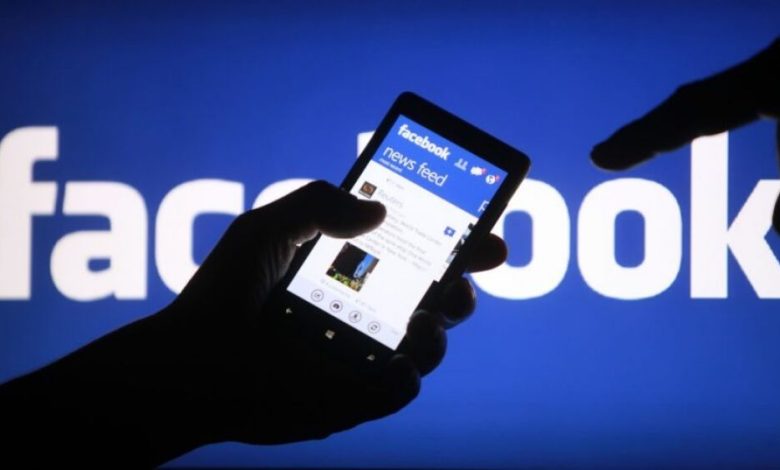 فيسبوك تختبر إزالة الناشرين من خلاصة الأخبار