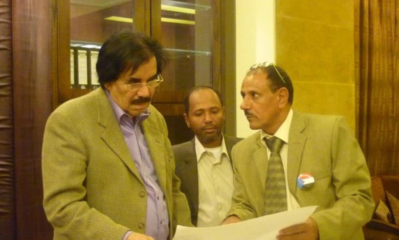 قيادي بالمجلس الانتقالي يدعو للحوار مع الحوثيين