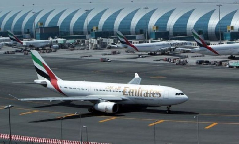 الضباب الكثيف يجبر الخطوط الجوية الإماراتية على إلغاء رحلات جوية