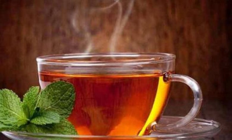 هذا ما يحصل لجسمكم إذا شربتم كوب من الشاي الساخن يومياً!