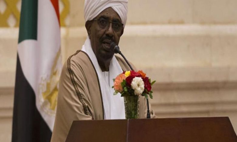 البشير يعلن خطة لربط السودان وإثيوبيا وجنوب السودان بخطوط حديدية