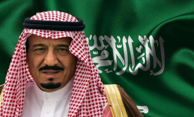 كيف تفاعل السعوديون مع أنباء اعتقال 11 أميرًا في قصر الحكم؟