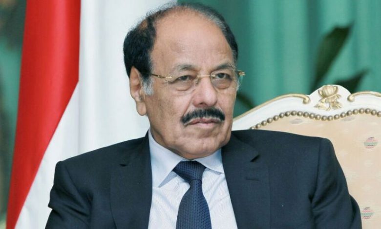 بالفيديو.. الحوثيون يقتحمون منزل نائب الرئيس اليمني.. وأنباء عن اختطاف نجله
