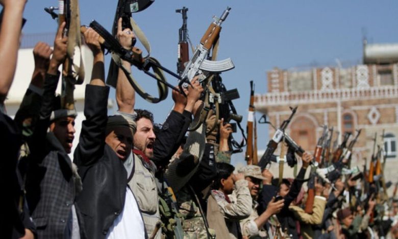 مصدر أمني يمني: ضبط شاحنات إغاثية باعها الحوثيون بصنعاء
