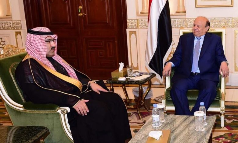 الرئيس هادي يستقبل السفير السعودي عقب زيارته للعاصمة عدن