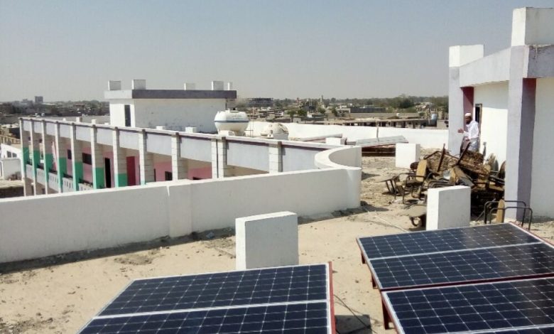 جمعية التكافل الانساني تدعم عدداً من المدارس بنظام الطاقة الشمسية في عدن