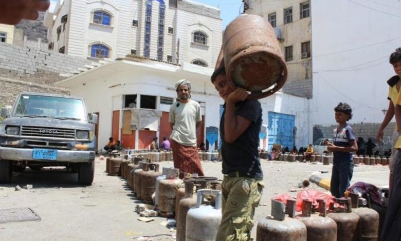 عدن الغد تنشر كشوفات بيع الغاز في جميع مديريات العاصمة عدن