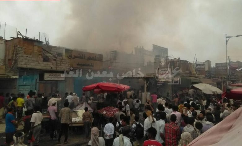 اندلاع حريق بالشيخ عثمان وتضرر محال تجارية