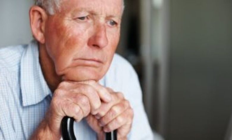 7 علامات للاكتئاب لدى كبار السن.. كيف تتعامل معها