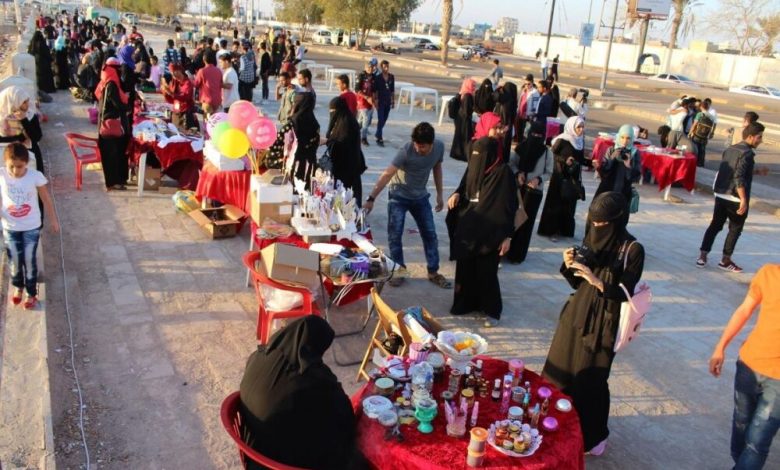 نساء عدن ينعشن الإقتصاد المنزلي بمشاريع صغيرة
