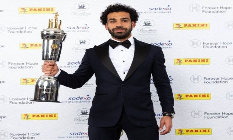 هل تمهد جائزة أفضل لاعب في الدوري الإنجليزي طريق محمد صلاح نحو الكرة الذهبية؟